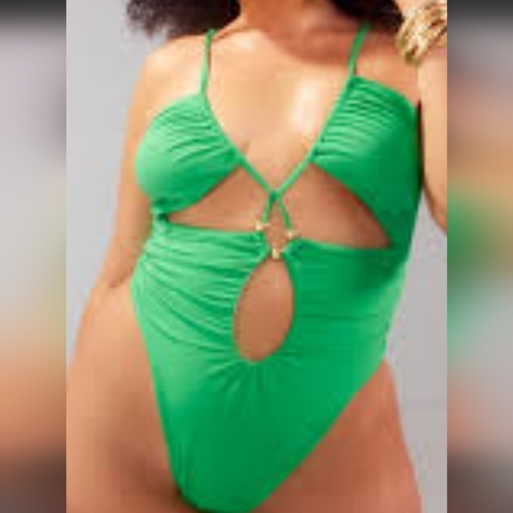 NWT plus green bead detail ruched cut out swimsuit size 24